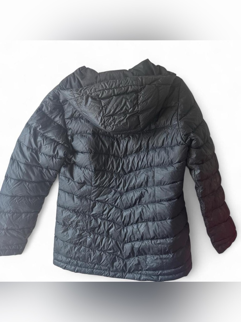The North Face Women's Black Packable Quilted Hooded Puffer - Picture 4 of 4